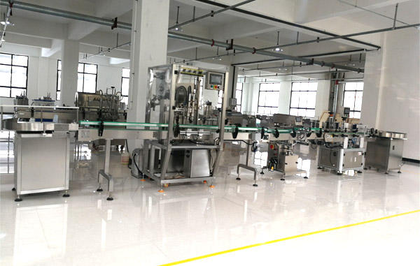瓶裝醬料灌裝機設備-醬料灌裝旋蓋設備生產線